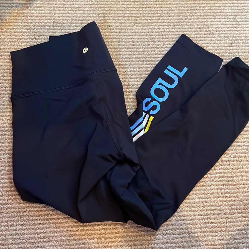 Lululemon x soulcycle wunder unders